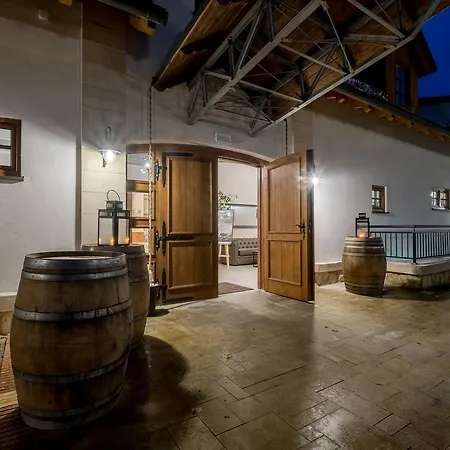 Vinnica Hotel 3*